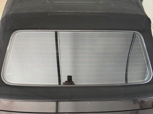 Used 2005 BMW 330Ci 330Ci Convertible 2D image 17