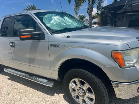 Used 2014 Ford F150 XLT w/ Equipment Group 302A Luxury AWD/4WD image 12