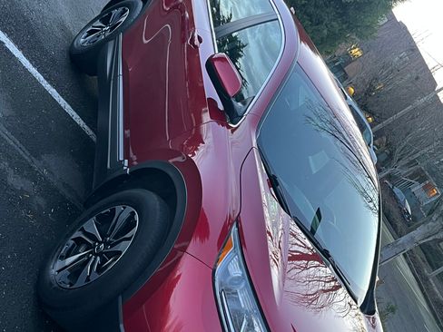 Used 2021 Honda CR-V Special Edition image 4