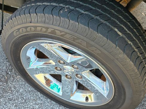 Used 2007 Dodge Ram 1500 Truck SLT w/ Light Group image 16