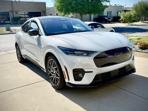 Used 2022 Ford Mustang Mach-E GT w/ GT Performance Edition AWD/4WD image 11