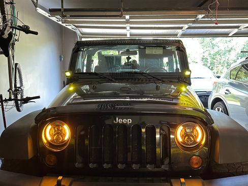 Used 2010 Jeep Wrangler Sport image 9