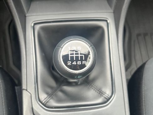 Used 2022 Subaru Crosstrek 2.0i image 13