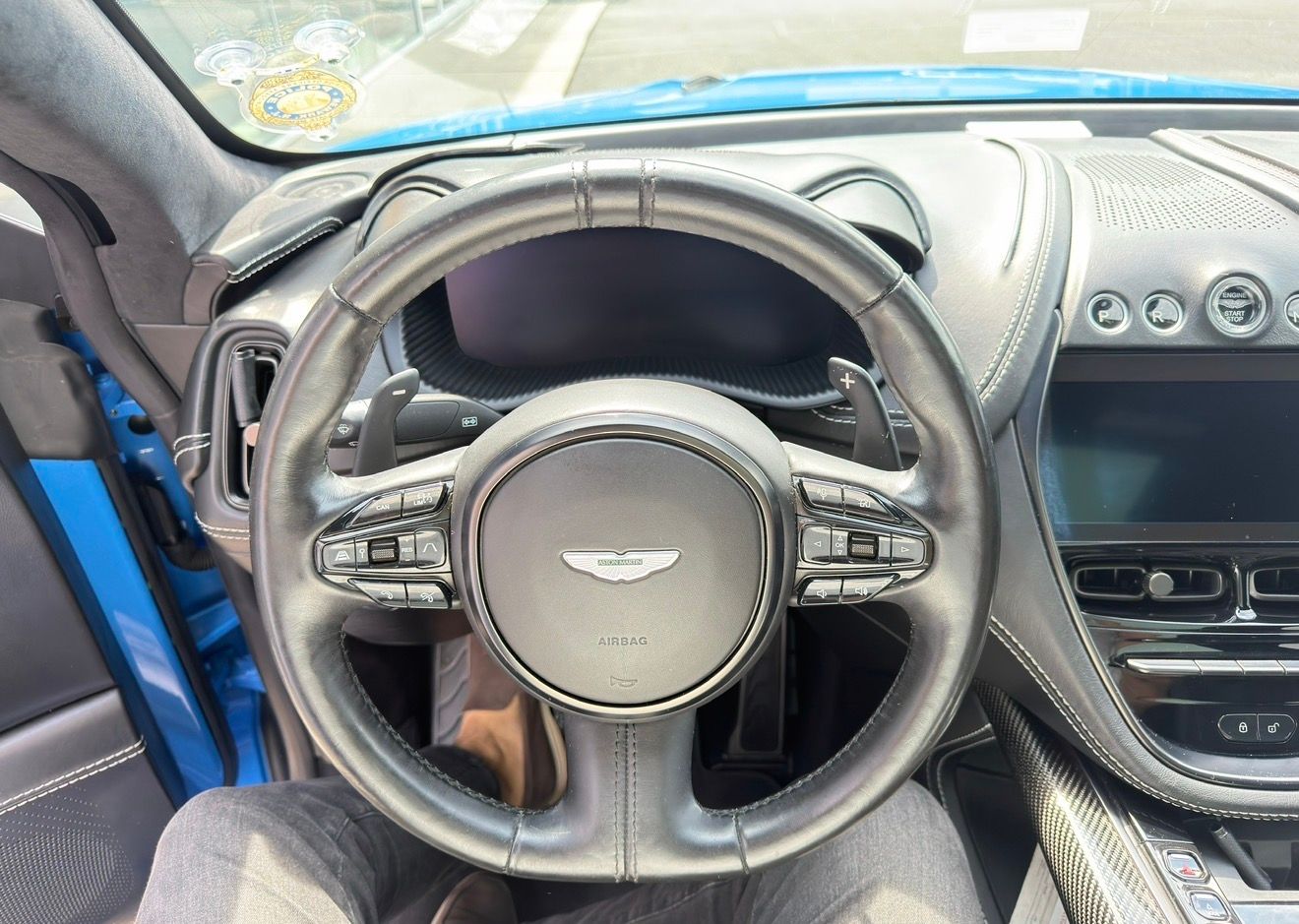 Used 2021 Aston Martin DBX AWD/4WD image 21