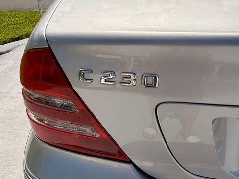 Used 2003 Mercedes-Benz C 230 Sedan image 8