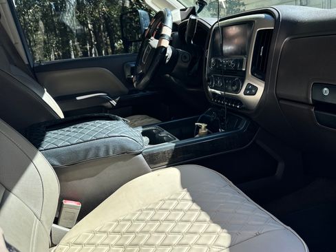 Used 2015 GMC Sierra 2500 Denali w/ Duramax Plus Package image 6