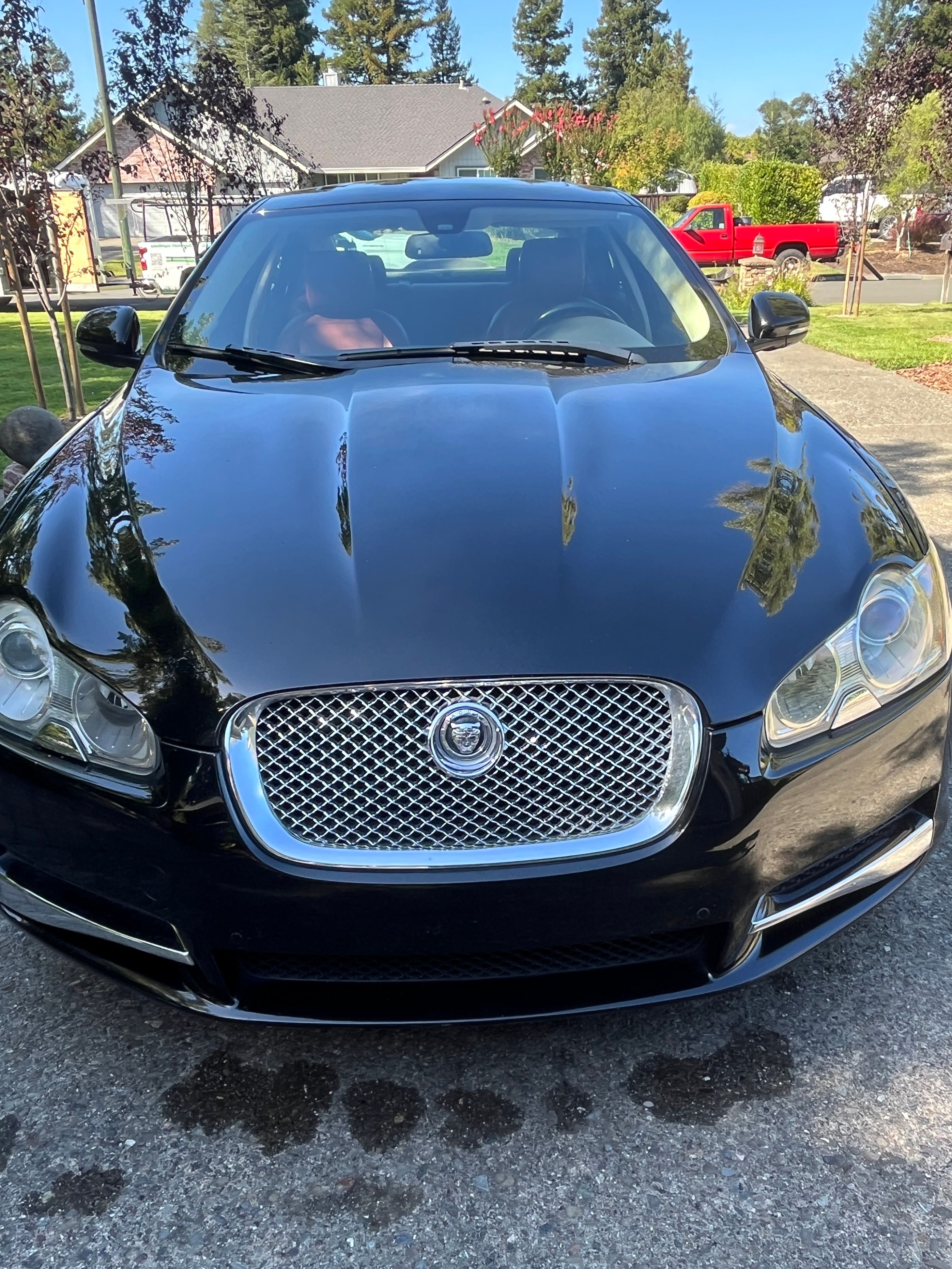 Used 2011 Jaguar XF Supercharged RWD image 9