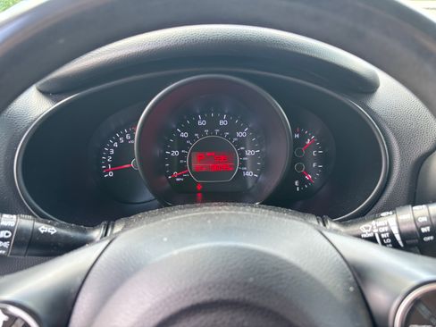Used 2019 Kia Soul w/ Convenience Package FWD image 9