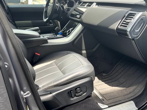 Used 2021 Land Rover Range Rover Sport HSE Silver Edition image 5