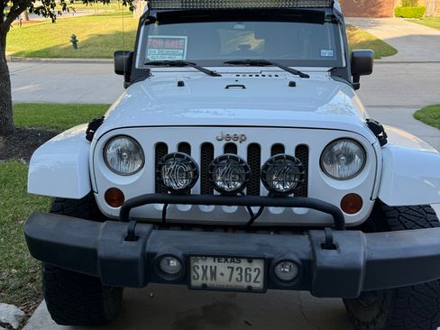 Used 2011 Jeep Wrangler Unlimited Sport image 5