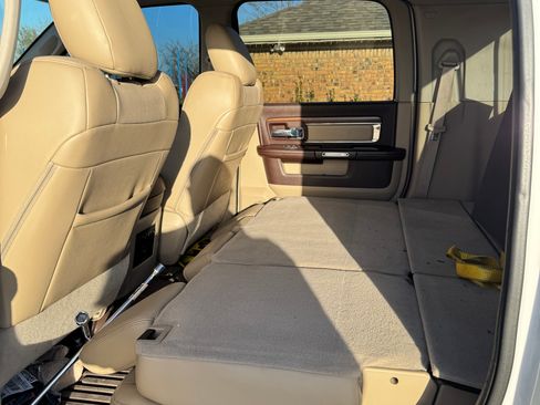 Used 2013 RAM 2500 Laramie w/ Convenience Group image 13