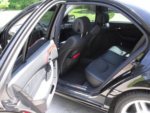 Used 2005 Mercedes-Benz S 55 AMG image 6