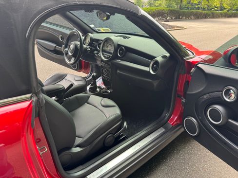 Used 2014 MINI Cooper Roadster S FWD image 16