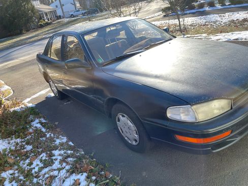 Used 1994 Toyota Camry LE image 2