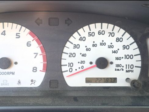 Used 2002 Toyota Tacoma PreRunner image 6