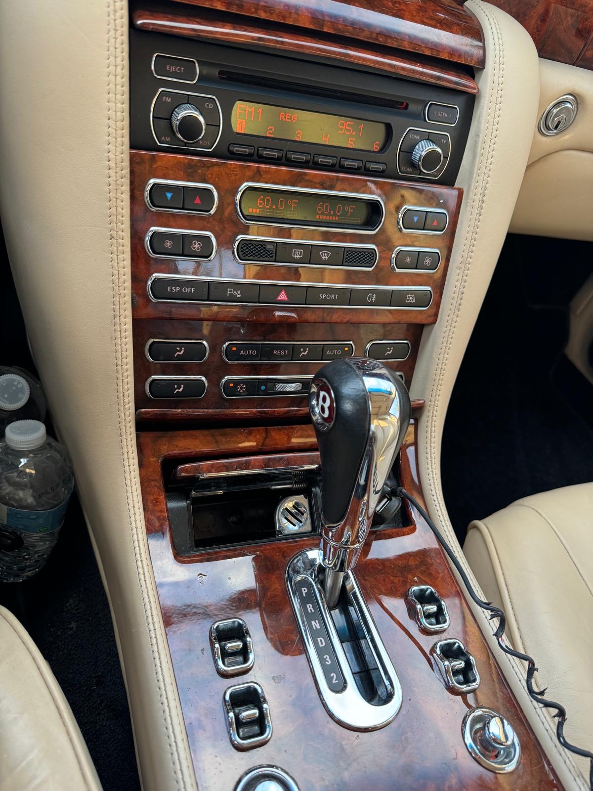 Used 2005 Bentley Arnage RL RWD image 12