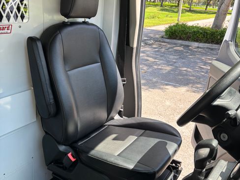 Used 2023 Ford Transit 250 148 High Roof Extended w/ Load Area Protection Package RWD image 20