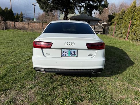 Used 2016 Audi A6 TDI Prestige w/ Prestige Package image 5