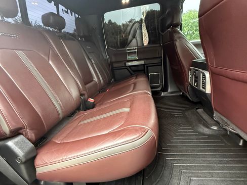 Used 2017 Ford F250 Platinum w/ Platinum Ultimate Package image 12