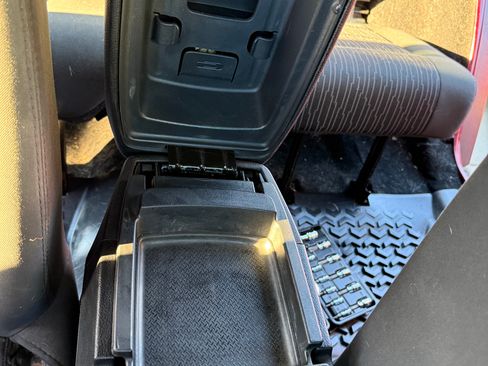 Used 2011 Jeep Wrangler Unlimited Sport image 26