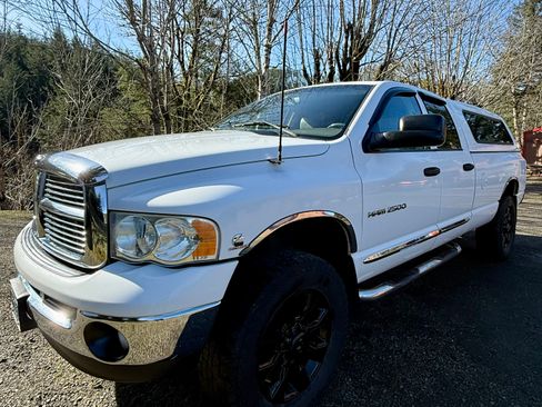 Used 2004 Dodge Ram 2500 Truck SLT w/ Trailer Tow Group image 5