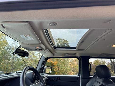 Used 2007 HUMMER H2 SUT image 15