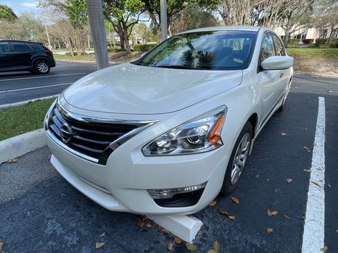 Used 2015 Nissan Altima 2.5 S w/ Power Driver Seat Package image 1