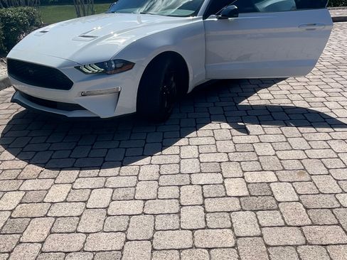 Used 2022 Ford Mustang Premium w/ Equipment Group 201A image 9