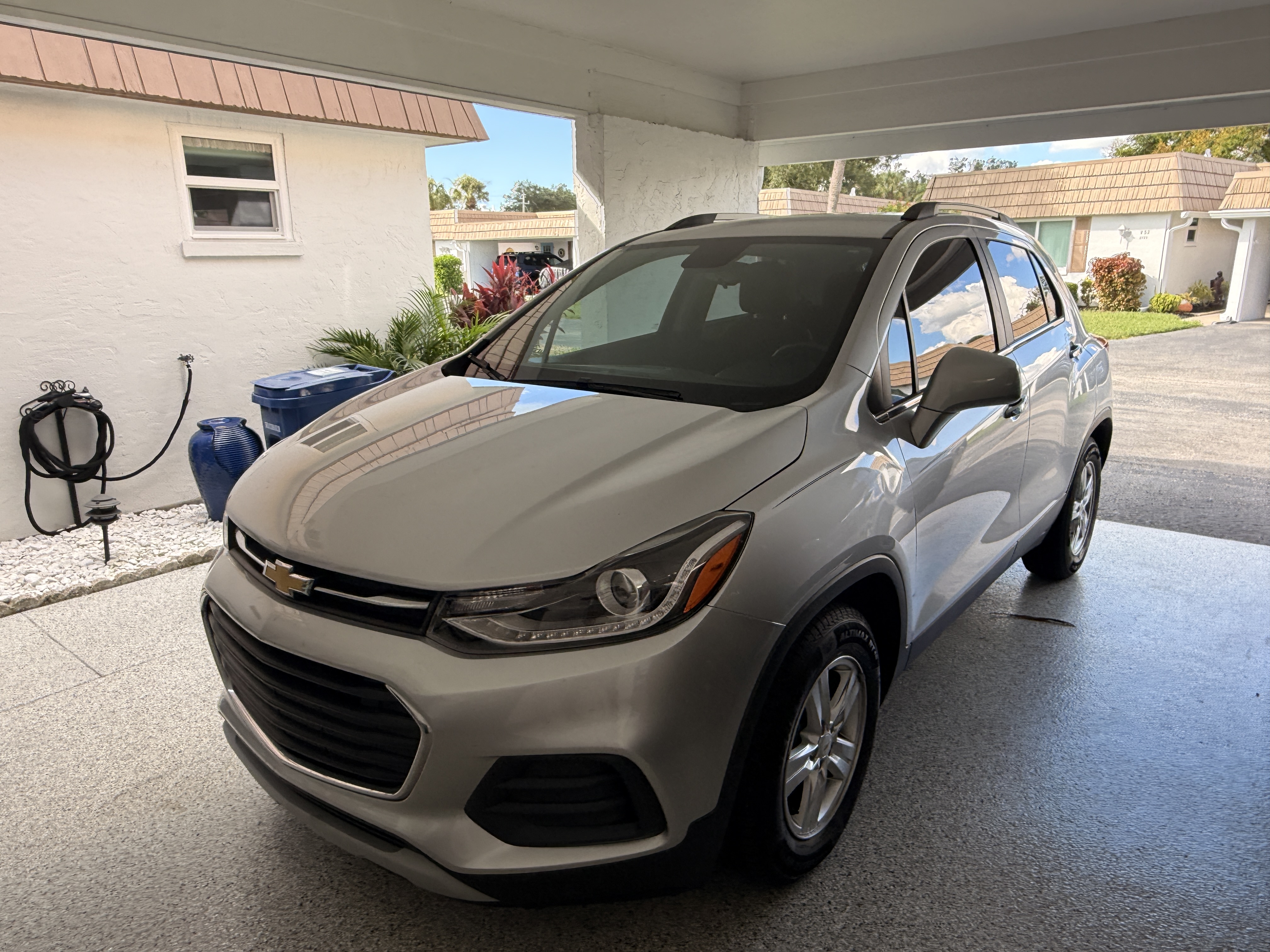 Used 2019 Chevrolet Trax LT w/ LT Convenience Package FWD image 15