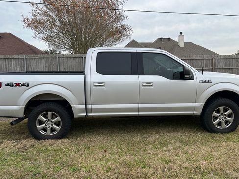 Used 2019 Ford F150 XLT w/ Equipment Group 302A Luxury image 14