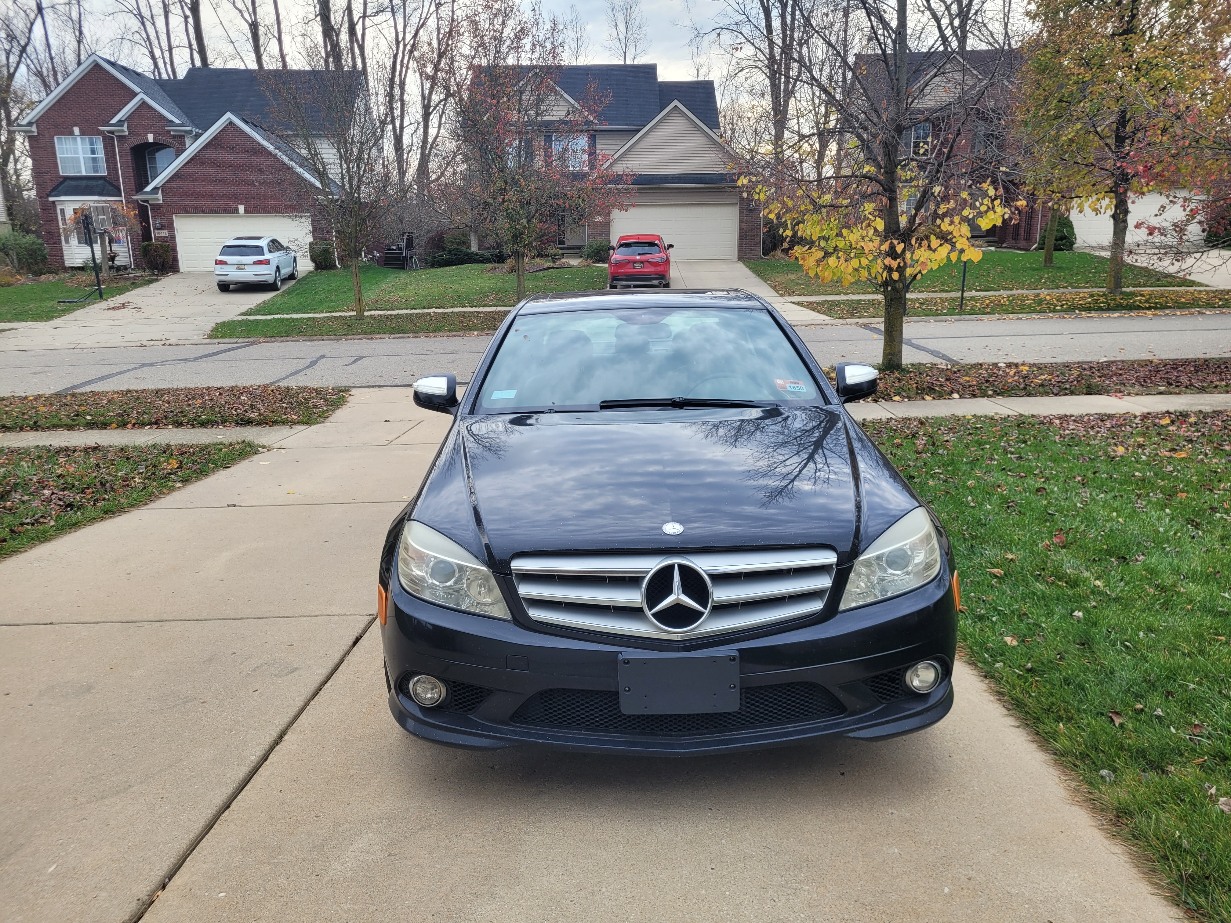 Used 2008 Mercedes-Benz C 300 Sedan image 2
