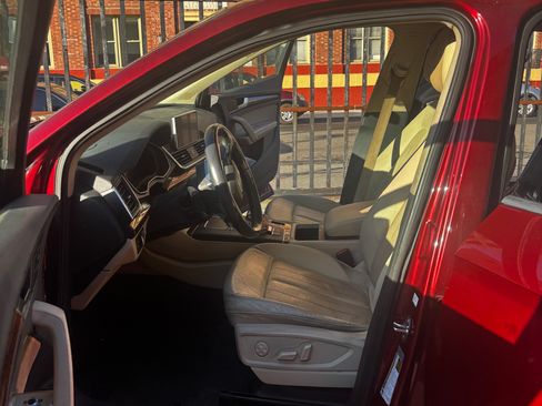 Used 2018 Audi Q5 Prestige image 17