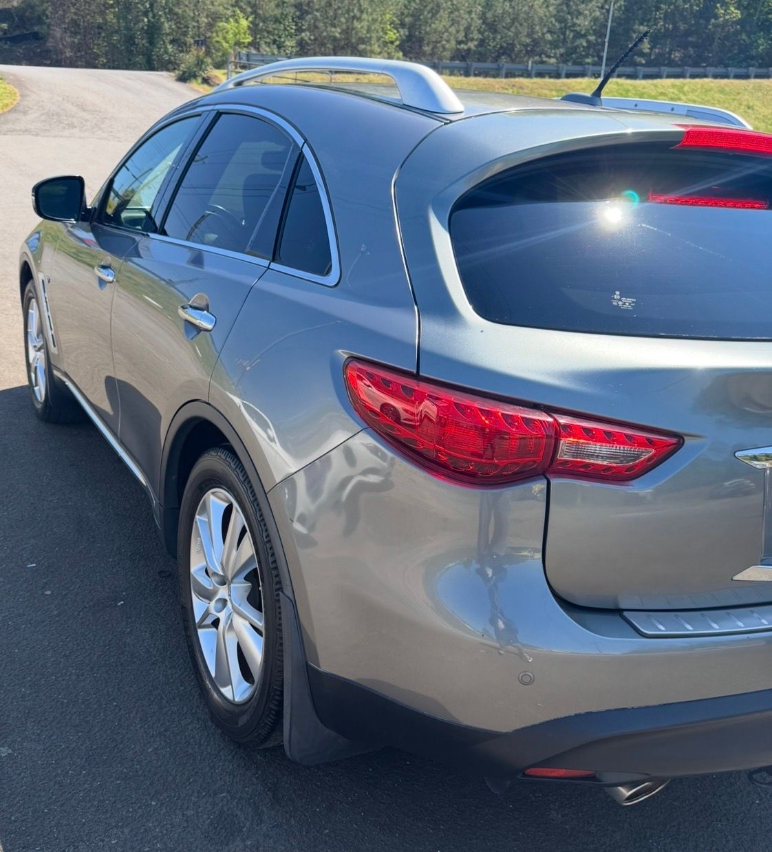 Used 2014 INFINITI QX70 AWD w/ Premium Package image 6