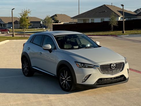 Used 2018 MAZDA CX-3 Grand Touring w/ Premium Package image 4