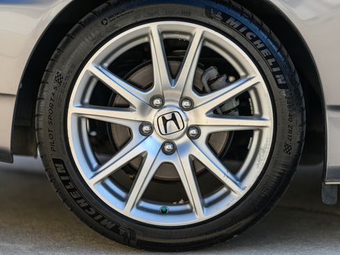 Used 2004 Honda S2000 image 30