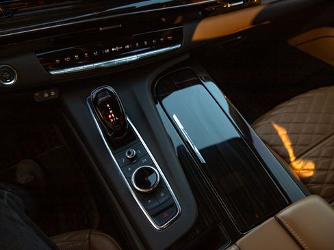 Used 2021 Cadillac Escalade Sport w/ Driver Assist Tech Package image 23