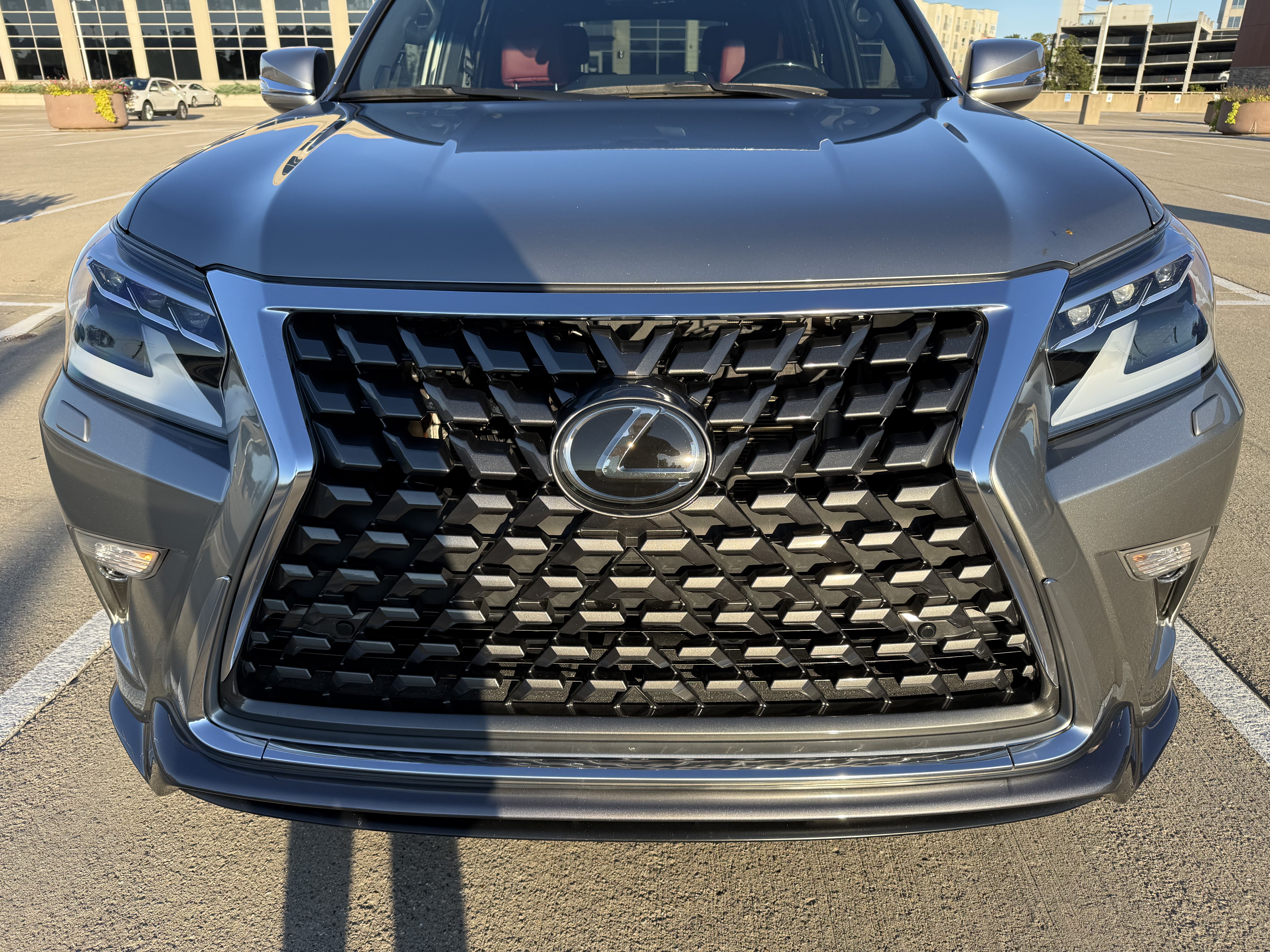 Used 2021 Lexus GX 460 Premium w/ Accessory Package AWD/4WD image 11