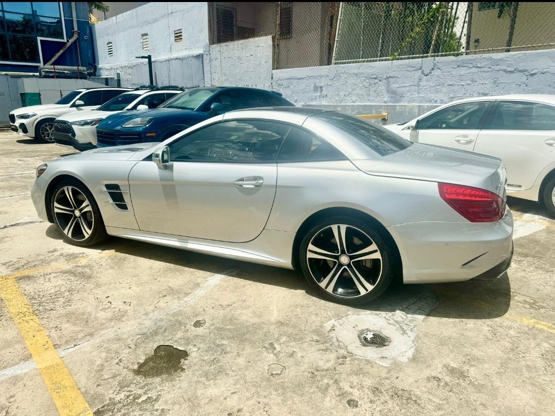 Used 2017 Mercedes-Benz SL 450 image 1