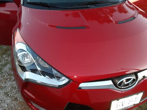 Used 2013 Hyundai Veloster w/ Style Pkg FWD image 6
