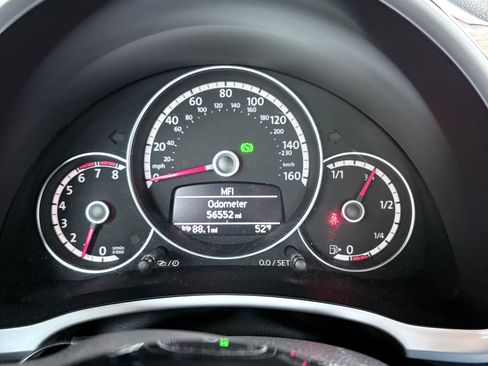 Used 2013 Volkswagen Beetle 2.5 image 4