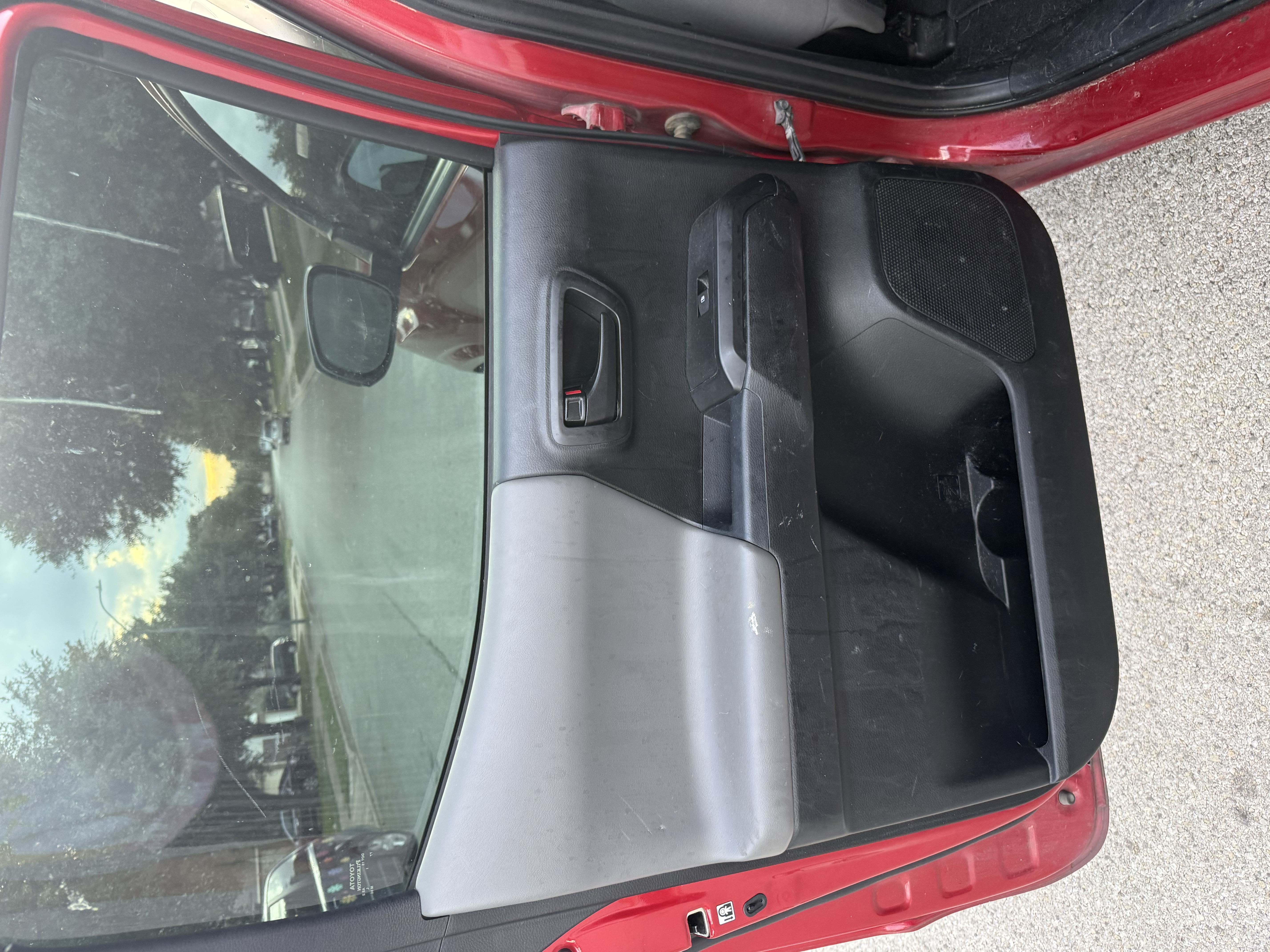 Used 2017 Toyota Tacoma SR w/ SR Convenience Package RWD image 15