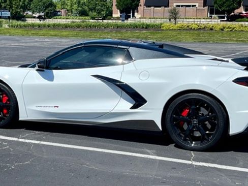 Used 2022 Chevrolet Corvette Stingray Premium Conv w/ Z51 Performance Package image 12