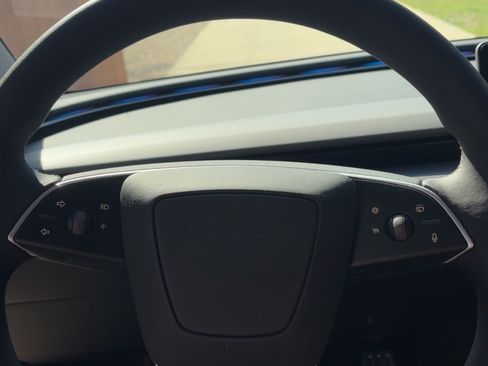 Used 2024 Tesla Model 3 Performance image 10