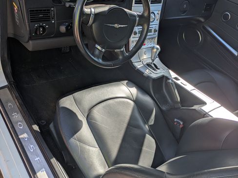 Used 2005 Chrysler Crossfire Limited image 6