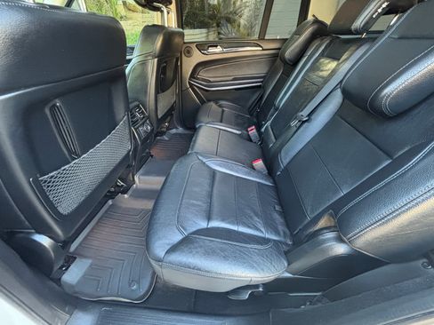 Used 2018 Mercedes-Benz GLS 550 4MATIC image 18