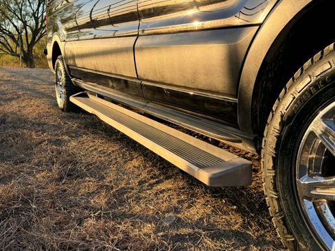 Used 2020 Ford Transit 250 Medium Roof image 10