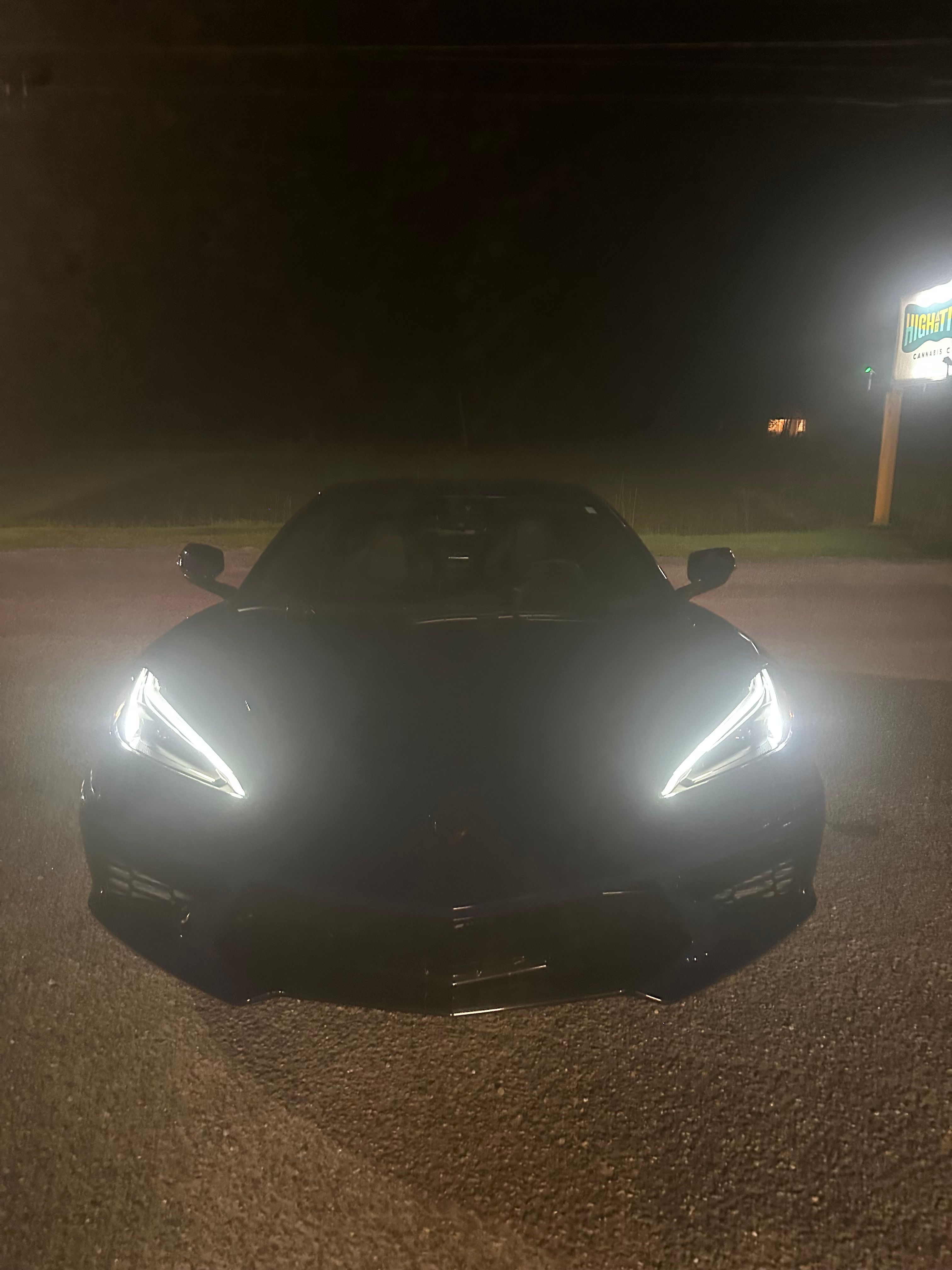 Used 2025 Chevrolet Corvette Stingray Coupe w/ 1LT RWD image 12