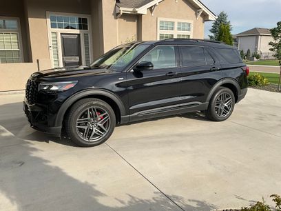 Used 2025 Ford Explorer ST-Line w/ Premium Package