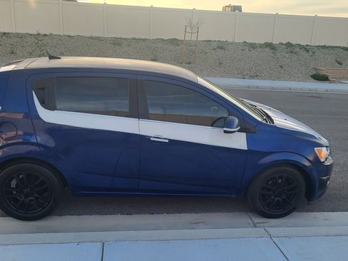 Used 2014 Chevrolet Sonic LT w/ Wheels and Fog Lamp Package image 5