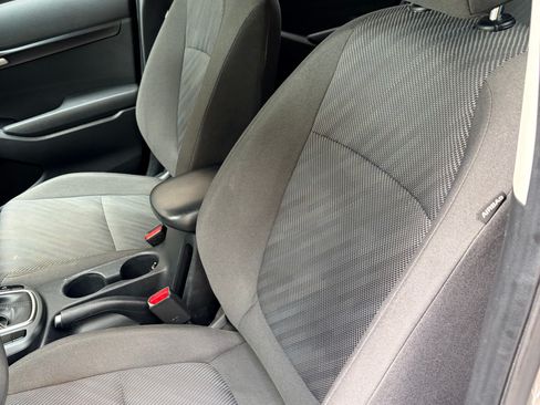 Used 2021 Kia Seltos LX AWD/4WD image 10